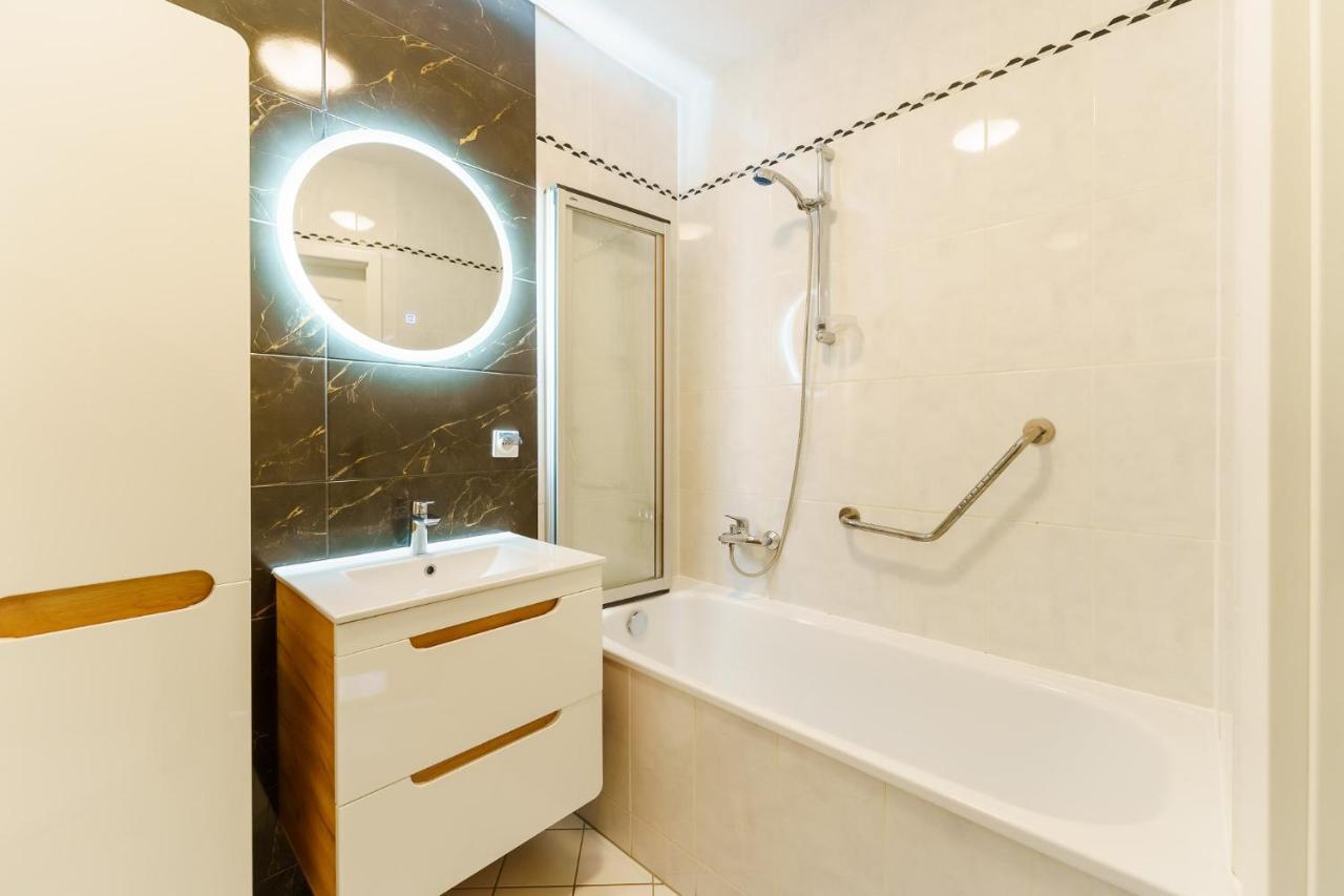 Apartament Klonowa Kołobrzeg Exterior foto